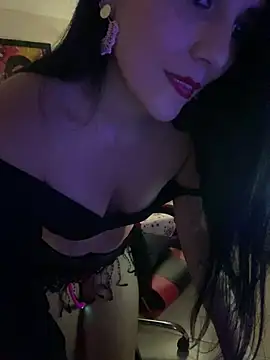 Watch Miaswwe live on EroticFlix - High definition streams