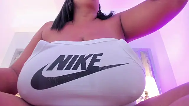 Ciara_Benet webcam