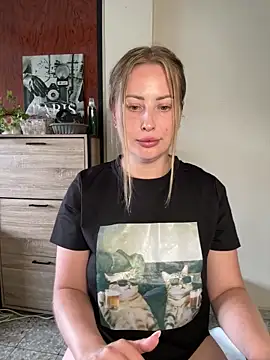alisawhite (F young) - Hot gift for last tipper🔥