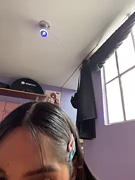 charlotte_stevenss_ (F young) - SHOW TITS AND PLAY NIPPLES :movingboobs:
