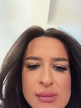 Watch Katty_Pery live on EroticFlix - High definition streams