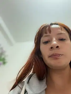 Samyra_Biker12 live cam on StripChat