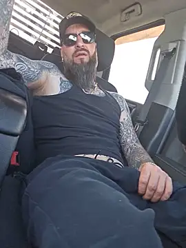 Beardedtattood live sex cam