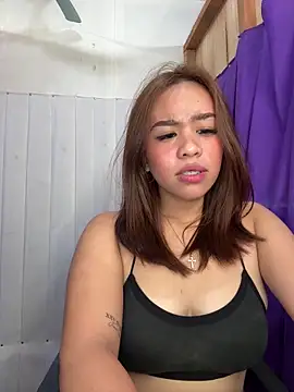 Lovely_apple19 webcam