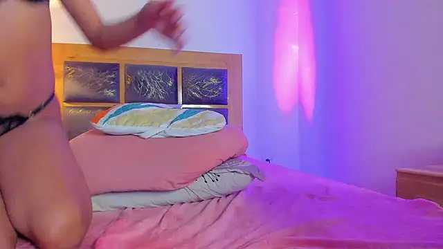 Zoe_sky1 webcam