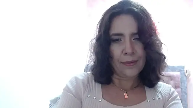 Watch Victoria_meester live on EroticFlix - High definition streams