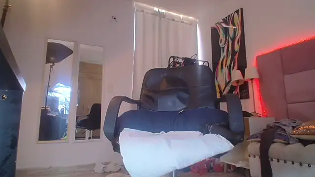 lizzy_squirt webcam