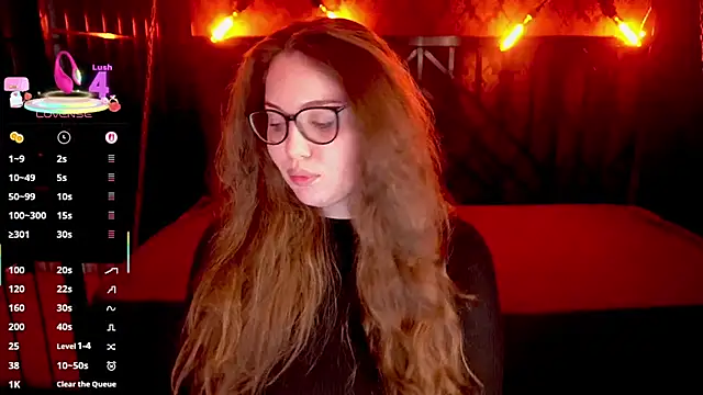 LuxSopphia live cam on StripChat
