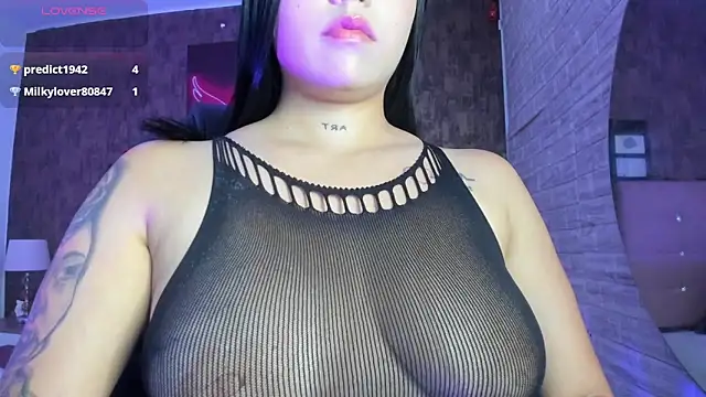 aria__monroe live cam on StripChat