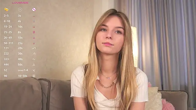 Watch my_little_polIy live on EroticFlix - High definition streams