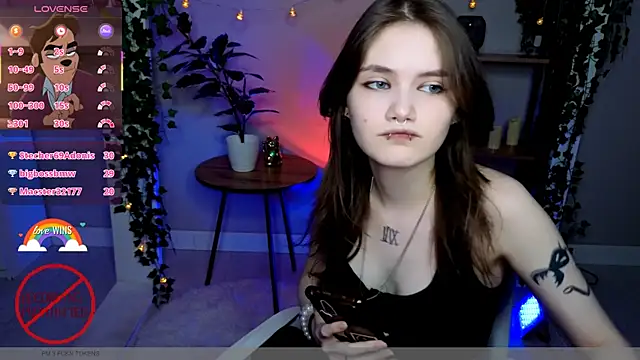 Dilara_xBaby live cam on StripChat