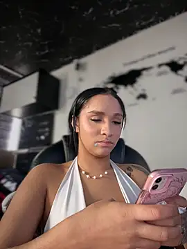 Isabella-Teen webcam