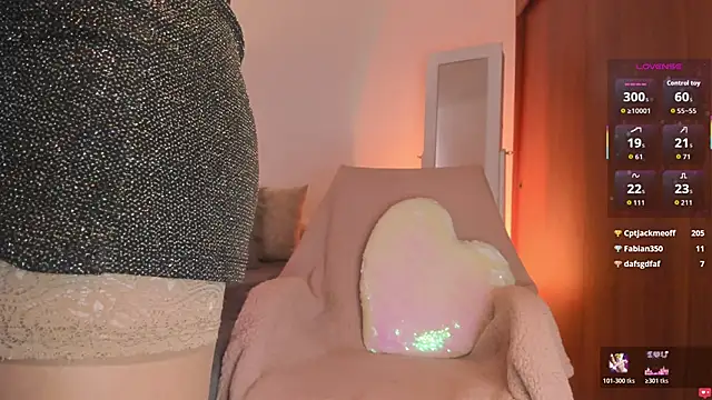 whitneyhot webcam