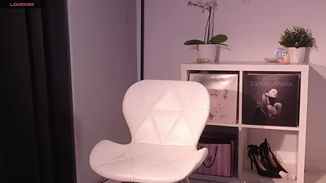 sweettener_ (T teen) - Cum show ♡