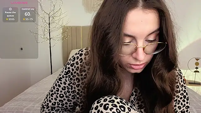 Real_cutie1 webcam