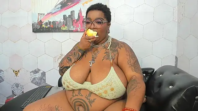 Anaa_Fuentess webcam
