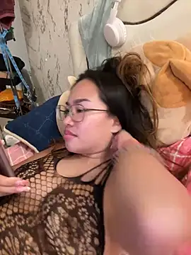 Ponthip live sex cam
