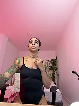 sophierooy22 webcam