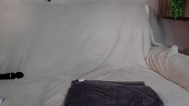yummy_blonde webcam