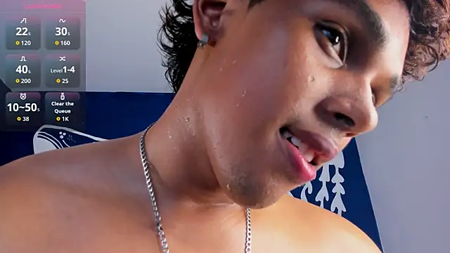 LiamVibes212 live cam on StripChat