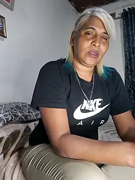 Goodgirlsue_77 webcam