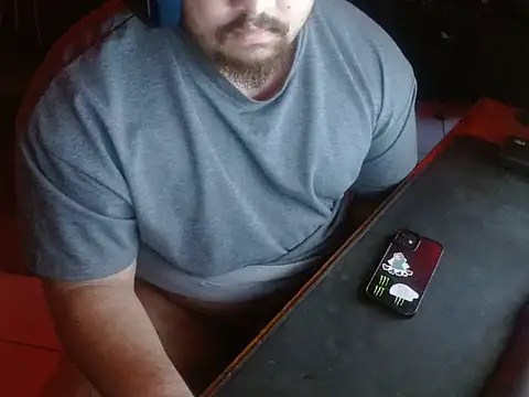 Luacsboy22 webcam