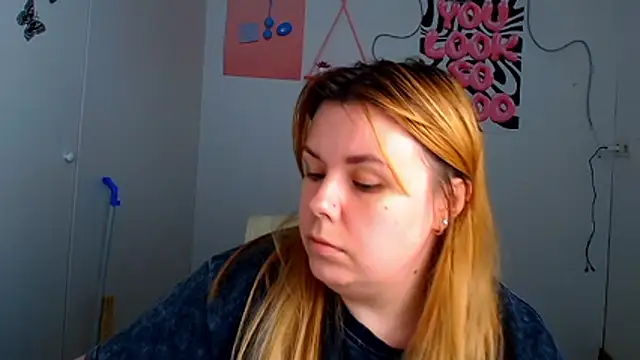 SusannaNight webcam