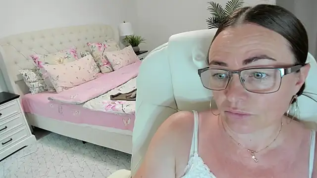 Vika73 webcam