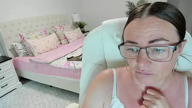 Vika73 webcam