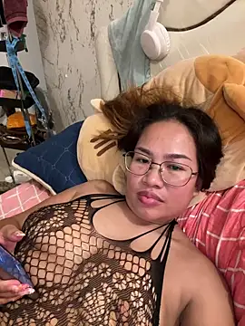 Ponthip live sex cam