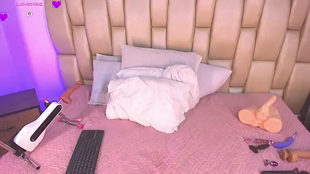 Sweet--Zoe webcam