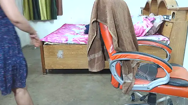 Cute_Mahi22 webcam