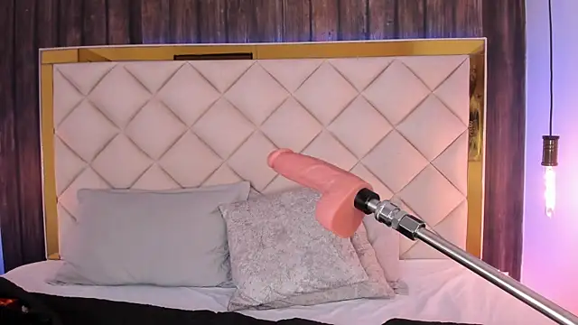 gabriela_r webcam