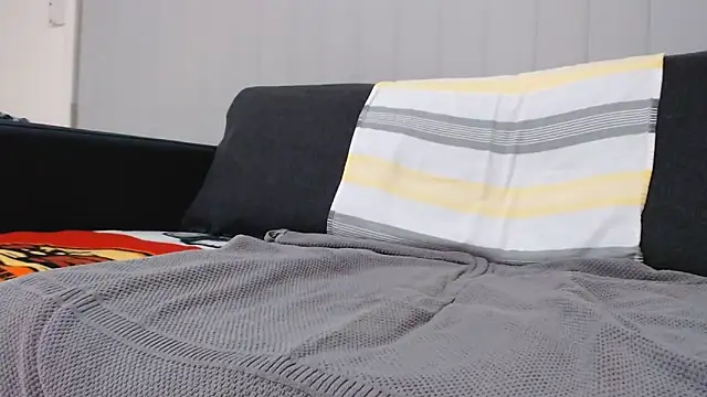 lilchristian@xh webcam