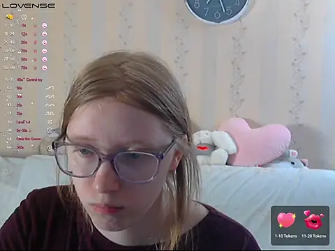 LustfulSarah webcam