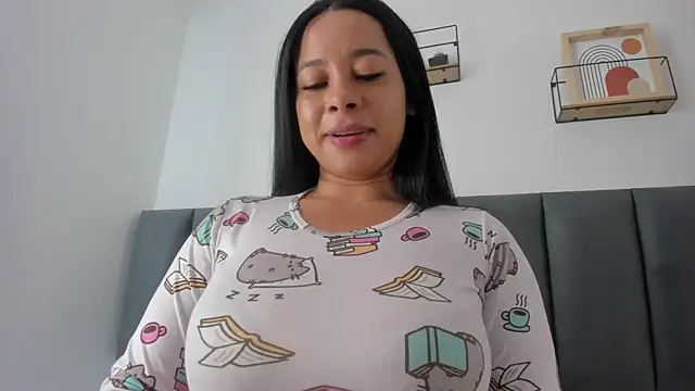 MaraOwen_ webcam