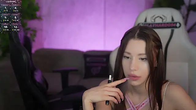 Angy_Netal webcam