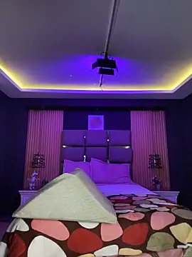 MiaTorres4 webcam