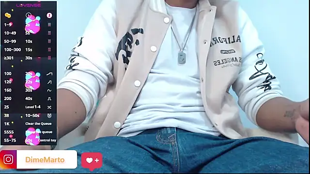 mike_black_22 webcam