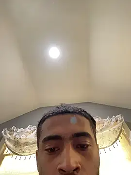 Mellyj053 webcam