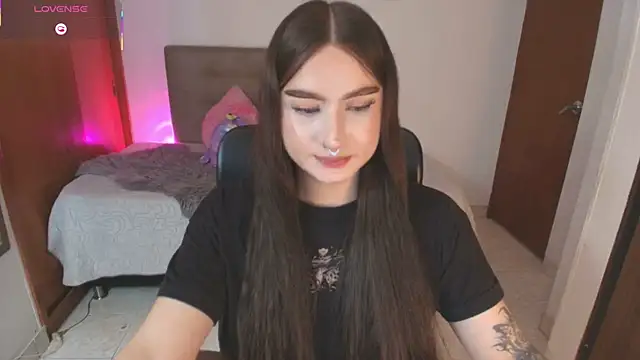 Miley_Baker webcam
