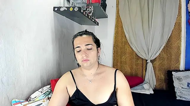 SARAMISHA webcam