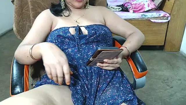 Cute_Mahi22 webcam