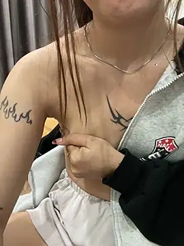 __BabyShowPublic__ webcam