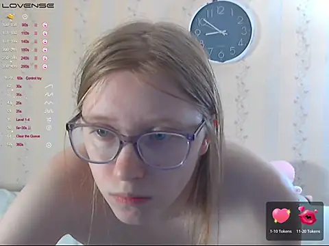 LustfulSarah webcam