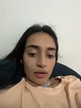 leilani_X webcam