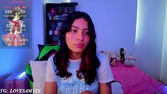 Lovelyamyy webcam