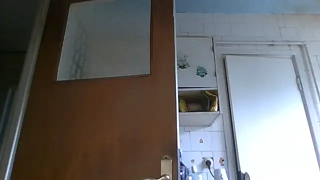 mariusica1@xh webcam