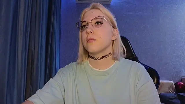 HotBrandyX webcam