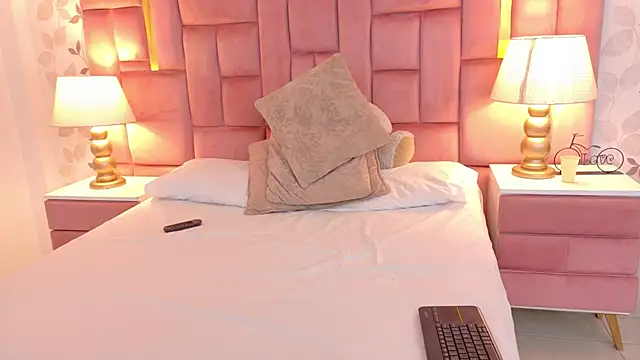 ArianaFranco webcam